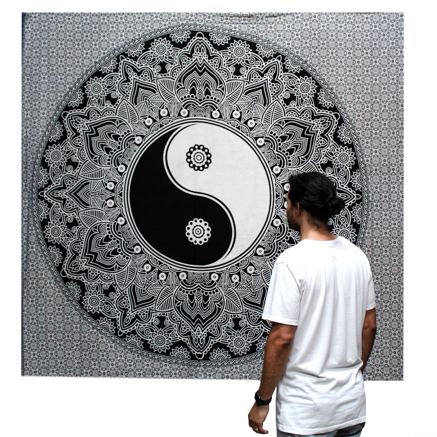 Black & White Large Tapestry Collection